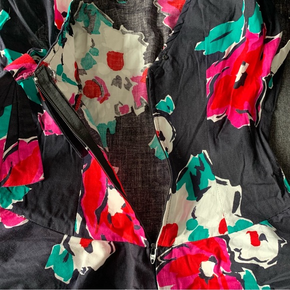 Vintage Peplum Dress - Picture 11 of 13